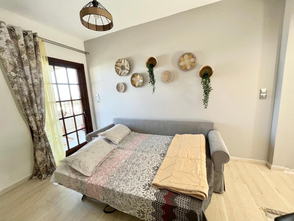 Ξενώνας Vasiliki Vathí Exteriör bild